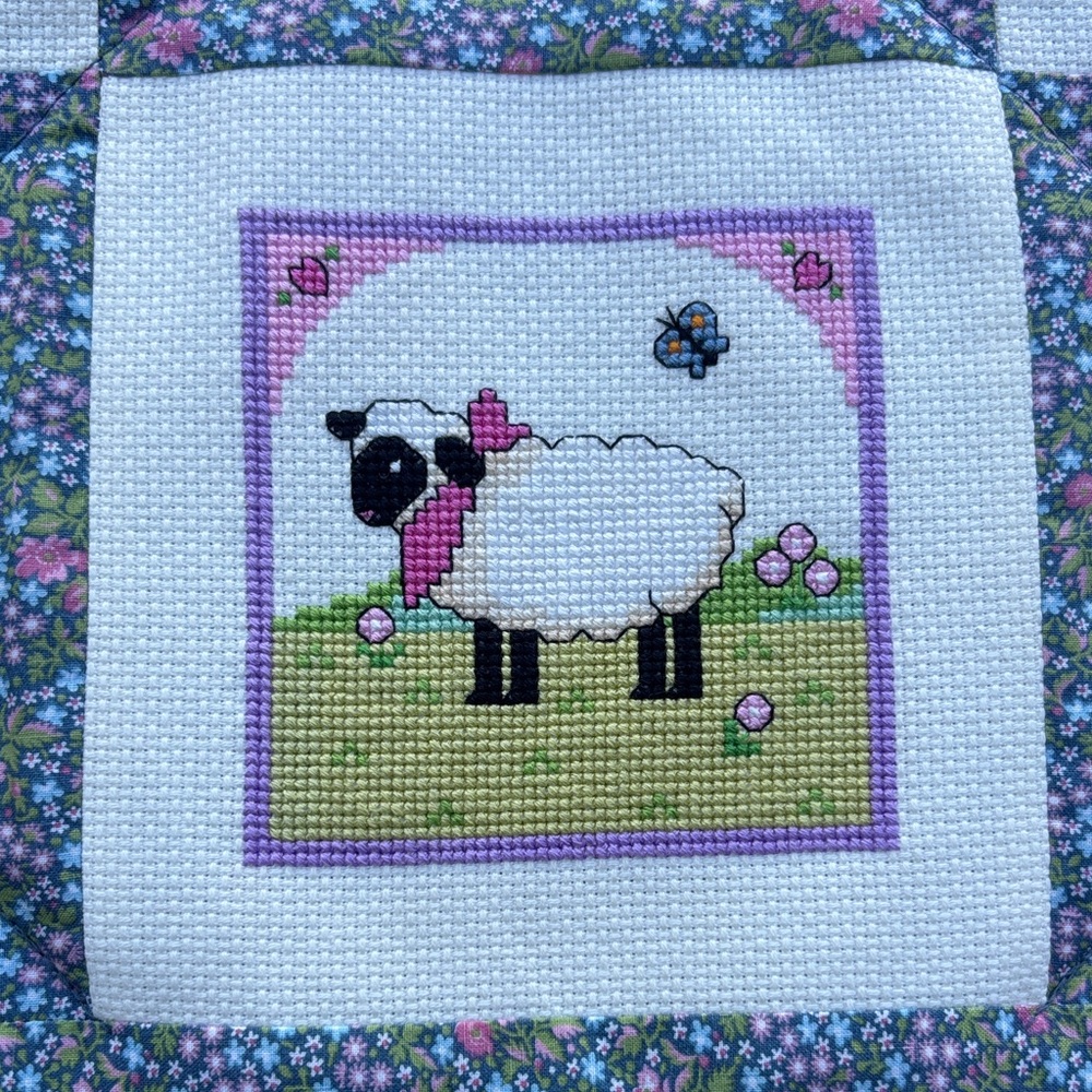 Patchwork Quilt - Picture 9 of 13